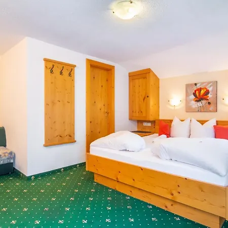 Alpenpension Elferblick بيت ضيافة 3*