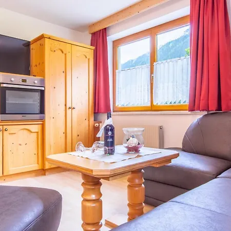 Alpenpension Elferblick نيوستيف ام ستوبيتا