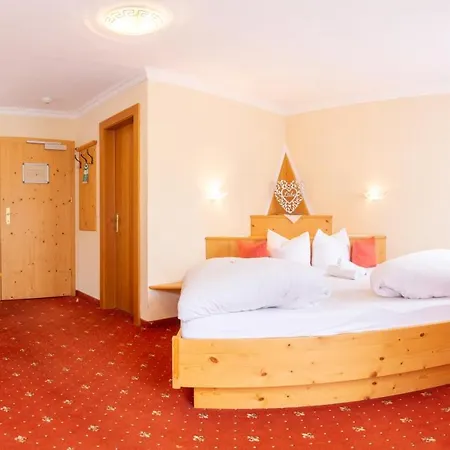 Alpenpension Elferblick 3* نيوستيف ام ستوبيتا
