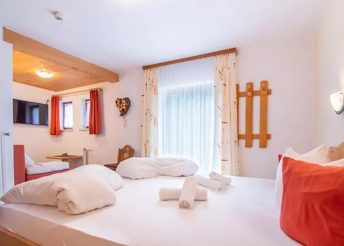 Alpenpension Elferblick Guest house Neustift im Stubaital