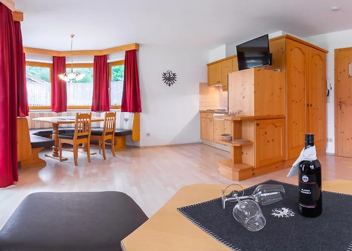 Alpenpension Elferblick בית הארחה 4*