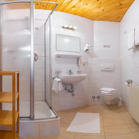 Pensión Alpenpension Elferblick Neustift im Stubaital