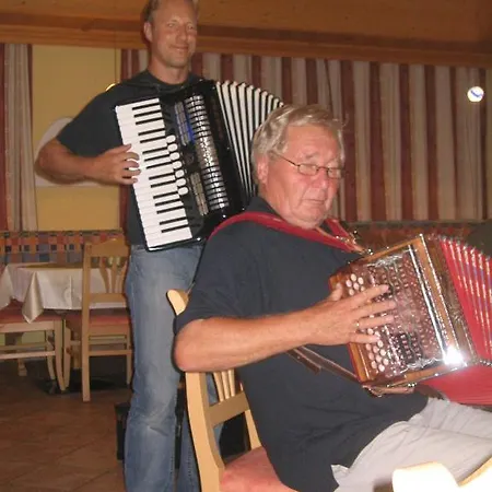 Alpenpension Elferblick Pensión Neustift im Stubaital