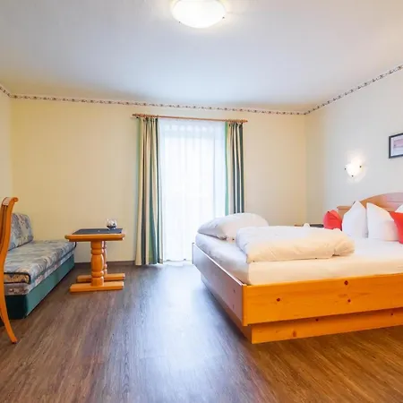 Alpenpension Elferblick بيت ضيافة